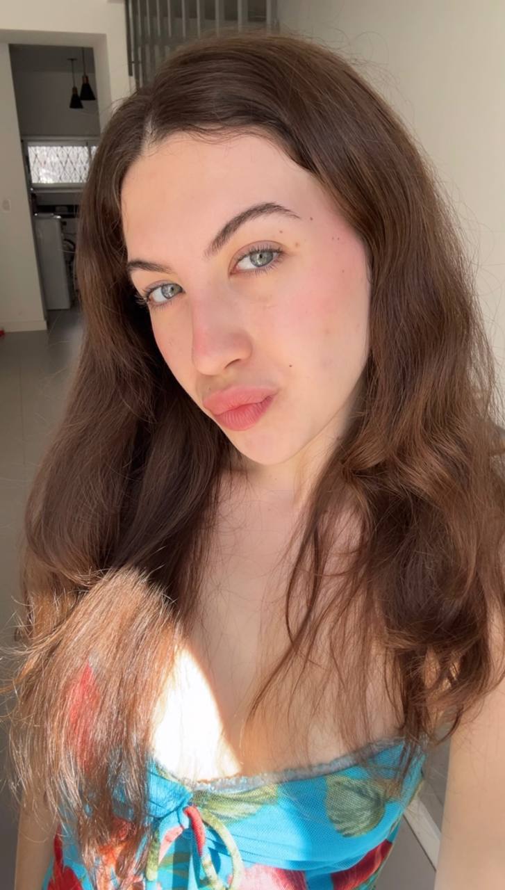 Nude girl Amber in Dasmariñas