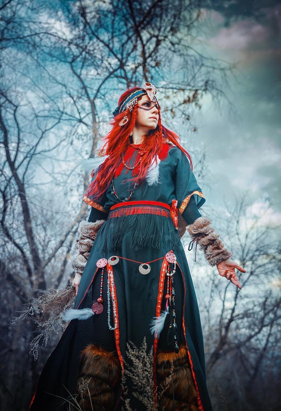 Girls in Slavic costumes underwear in Dasmariñas