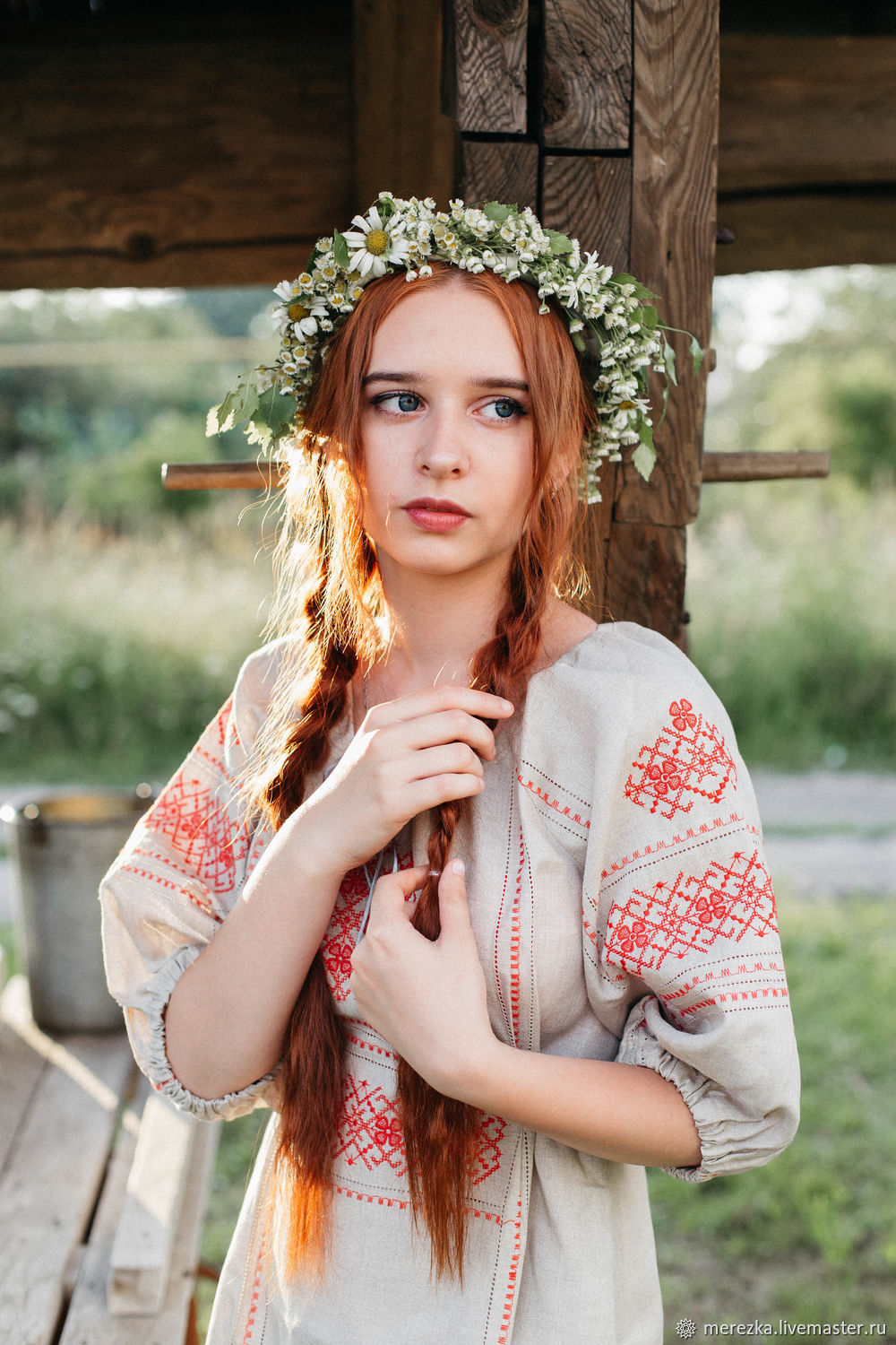 Girls in Slavic costumes in Dasmariñas